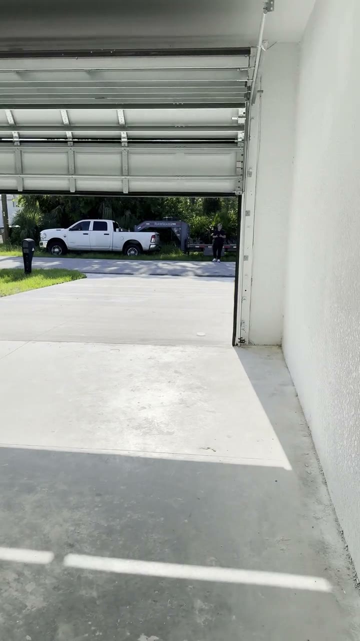 Rush Avenue garage connection